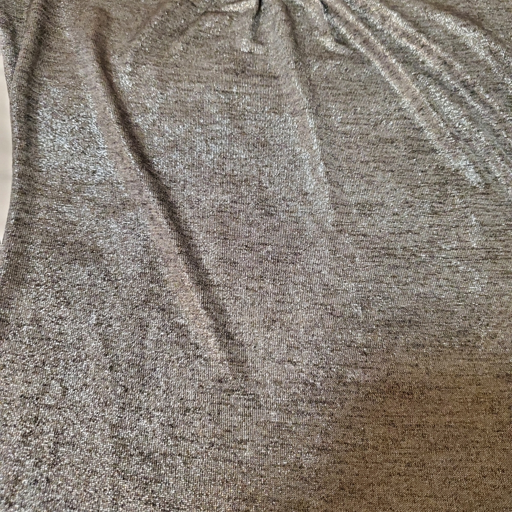 Top with Shimmers - Picture 3 of 3